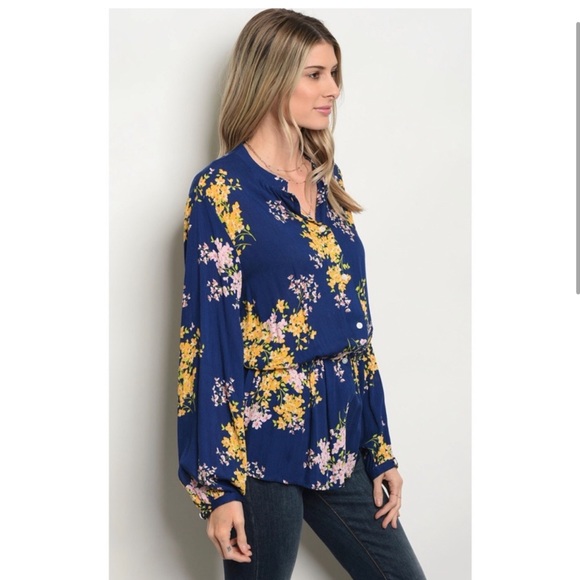 NWOT Floral print long sleeve top - Picture 3 of 6